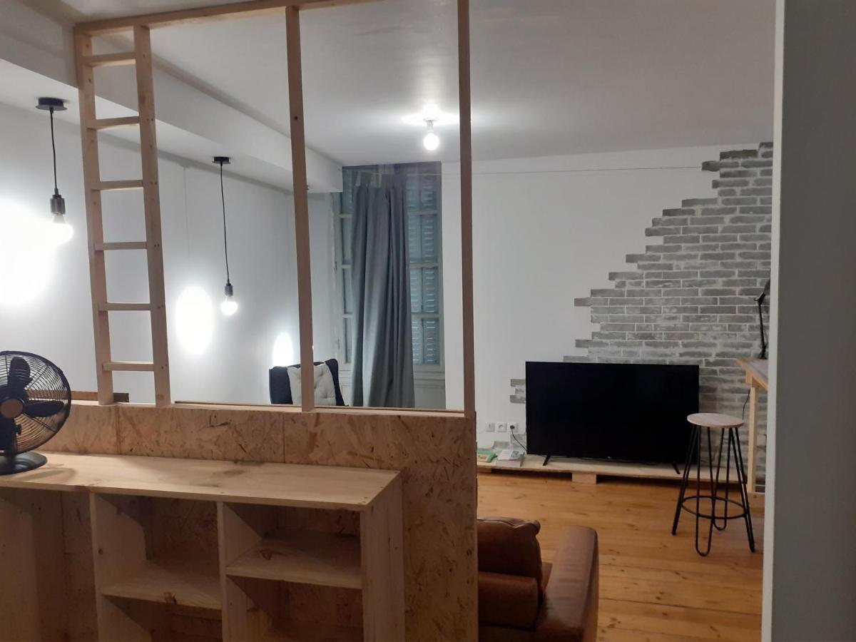 ז'ונזאק Au Coeur D'Une Ville Thermale מראה חיצוני תמונה